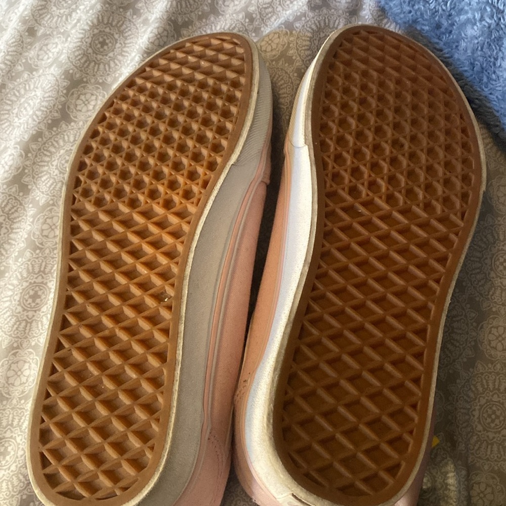 Vans - Picture 5 of 5